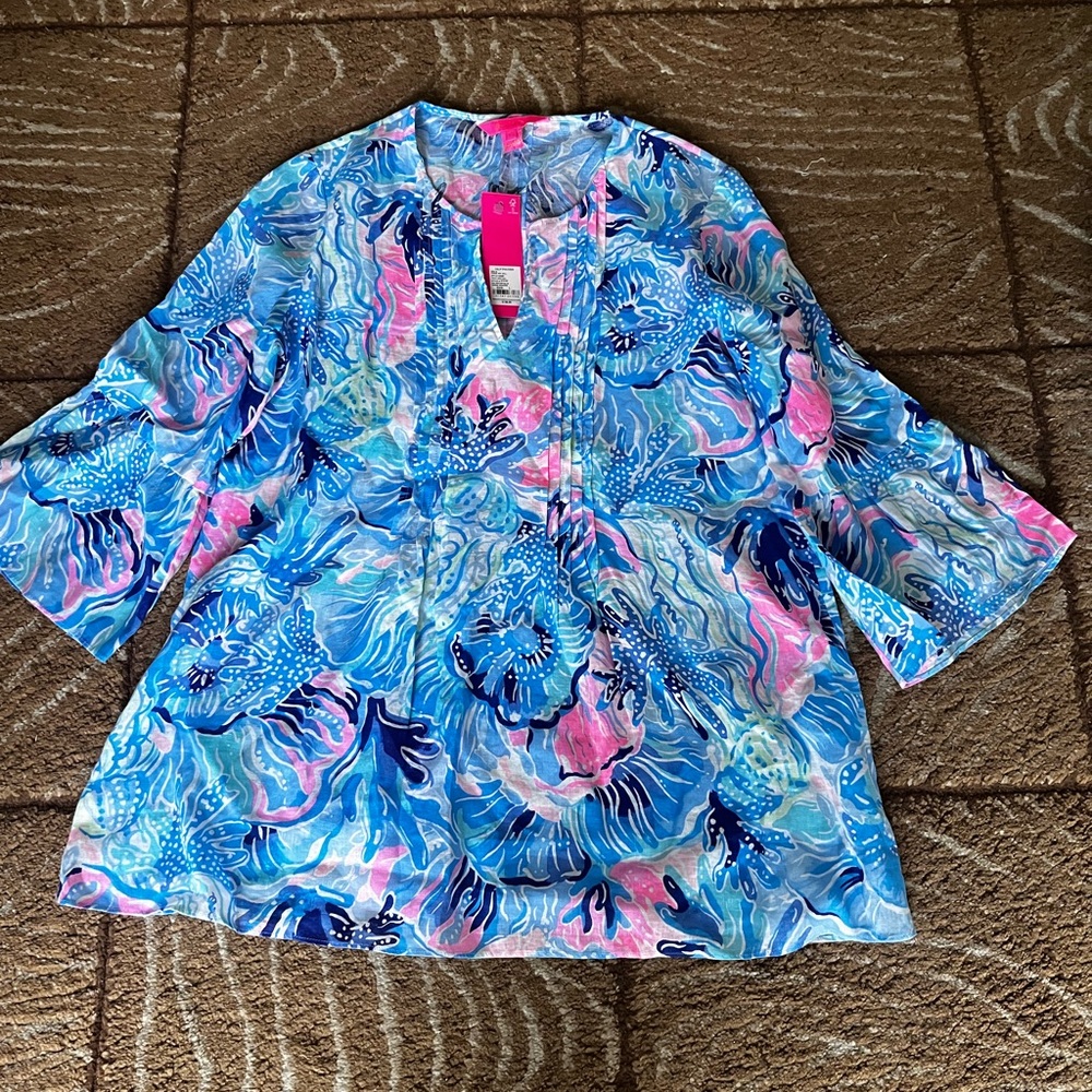 New Lilly Pulitzer Blue and Pink Floral Top size L